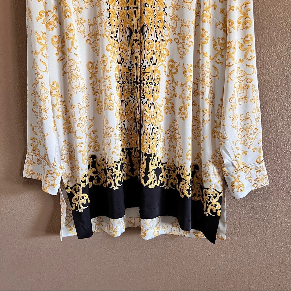 Chico’s Placed Scroll-Print Tunic Top Size 3 or XL - Picture 4 of 12